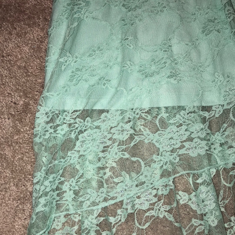 Dress - Picture 3 of 4